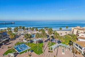 Pool - Modern Coastal Escape with Breathtaking Ocean View, Communal Pool and Barbecue (Imperial Beach)