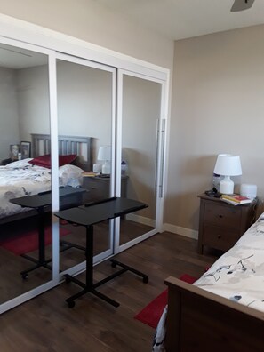 1 chambre, fer et planche à repasser, Wi-Fi, draps fournis