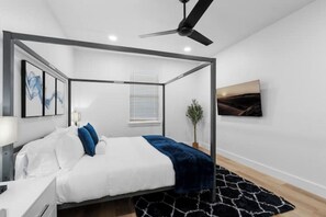 7 soverom, strykejern/-brett, internettilgang og sengetøy