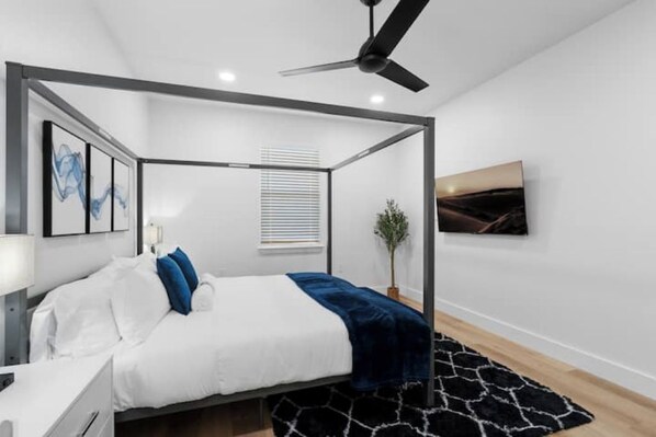 7 habitaciones, tabla de planchar con plancha, internet y ropa de cama