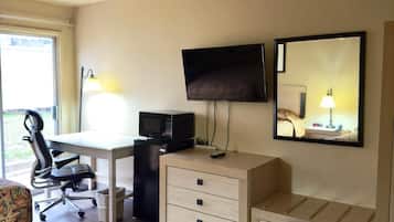 Desk, laptop workspace, free WiFi