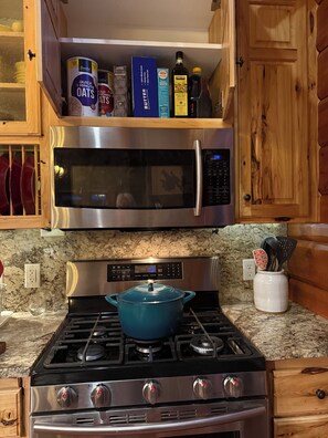Private kitchen - Leech Lake Waterfront Home, Panoramic Views 3bd/2ba and swinging firepit chairs. (Walker)