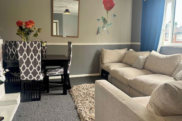 Cozy Cottage Retreat In Tipton - Warwickshire