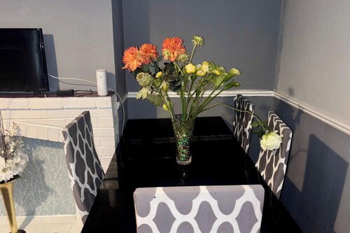 Cozy Cottage Retreat in Tipton