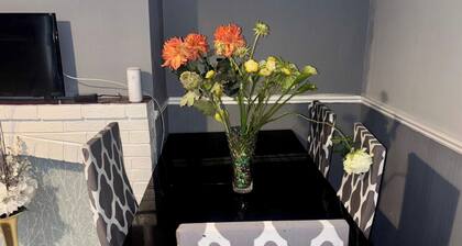 Cozy Cottage Retreat in Tipton