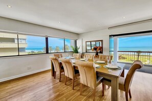 Apartment - 3bed Apartment in Cape Town w Views Ocean Outlook (Cape Town)