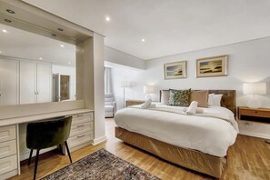 Apartment - 3bed Apartment in Cape Town w Views Ocean Outlook (Cape Town)