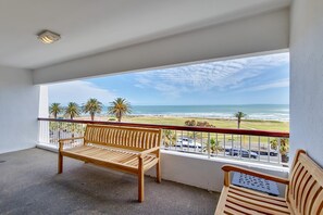 Apartment - 3bed Apartment in Cape Town w Views Ocean Outlook (Cape Town)