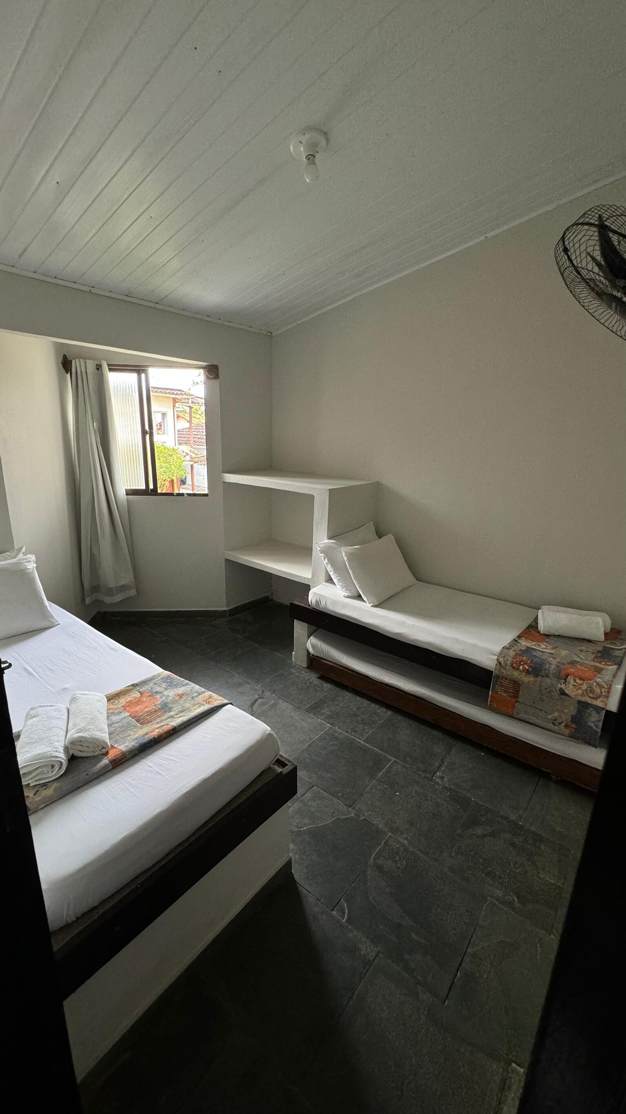 Perhebungalow, 2 makuuhuonetta, näköala puutarhaan | Ilmainen Wi-Fi