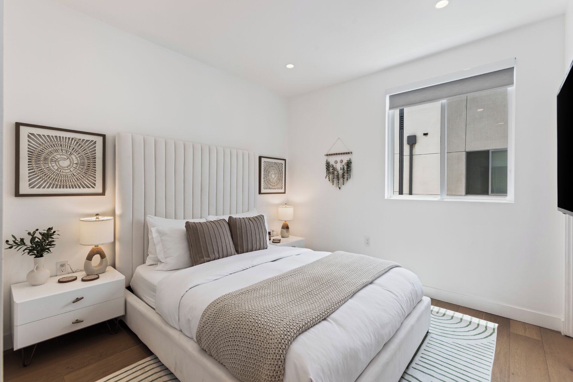 Iron/ironing board, free WiFi