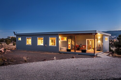 Exceptional Vacation Home -2 bdr in Torrey, Utah near Capital Reef National Park