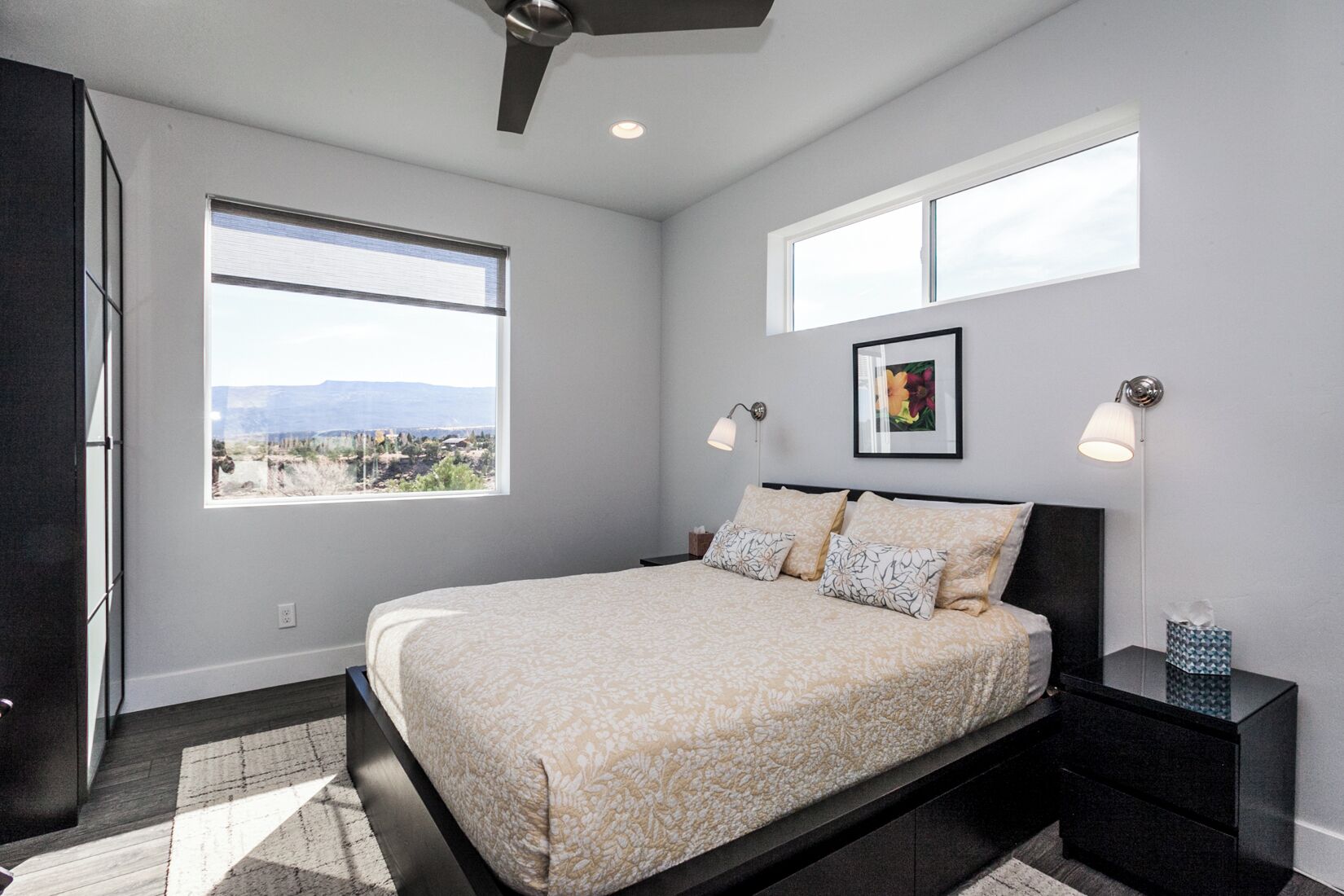 2 soverom, strykejern/-brett, internettilgang og sengetøy