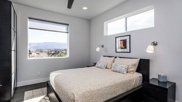 2 bedrooms, iron/ironing board, internet, bed sheets