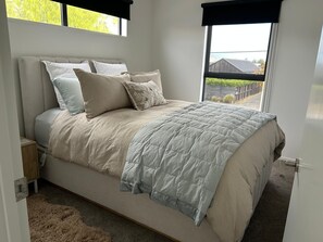 2 chambres, fer et planche à repasser, lit parapluie, Wi-Fi gratuit