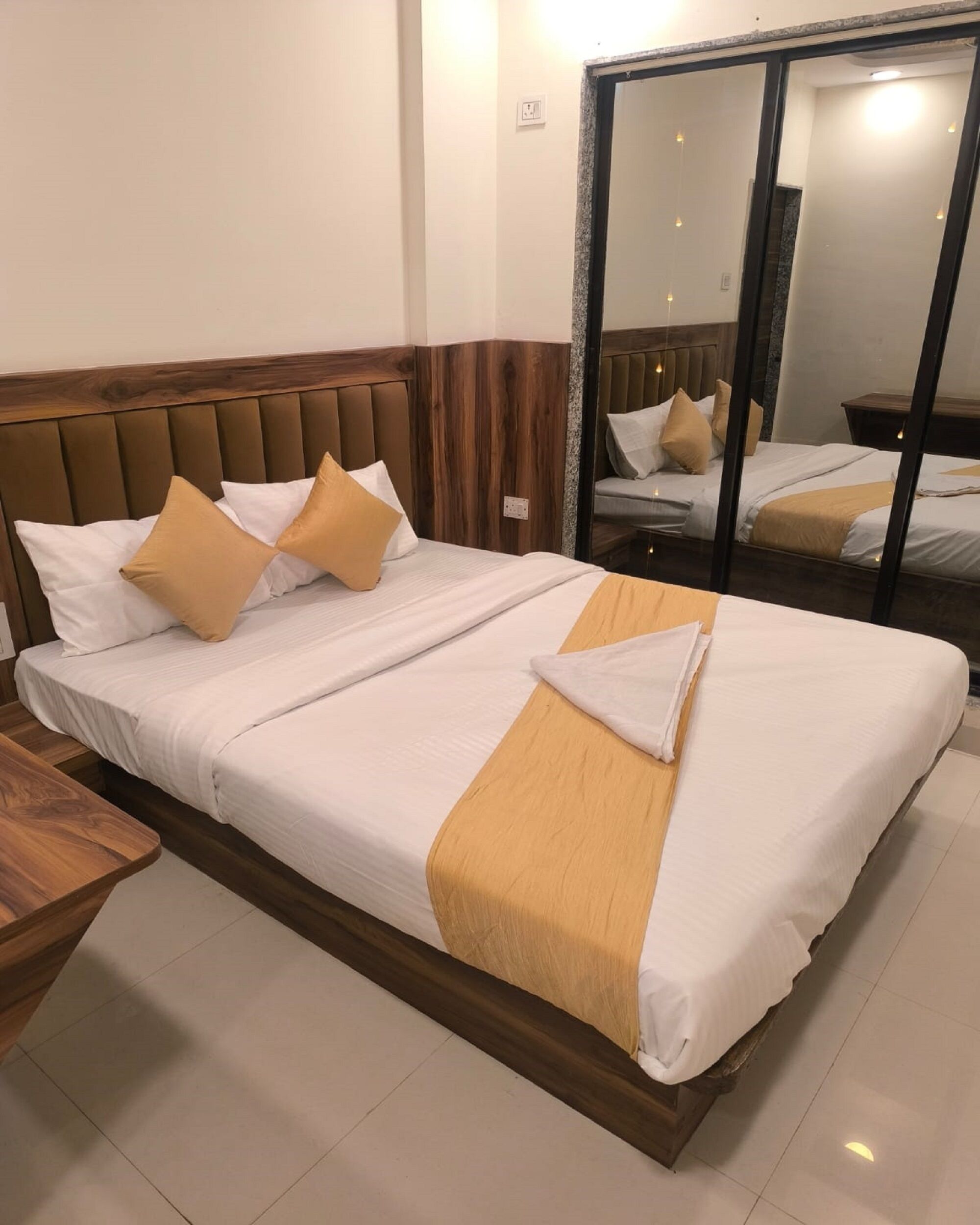 Deluxe Room | Free WiFi