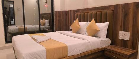 Deluxe Room | Free WiFi