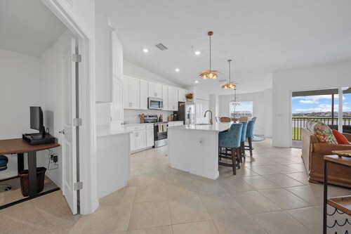 NEW Golf Lovers Dream - Luxury 2B/2B Condo w/Office – The National at Ave Maria