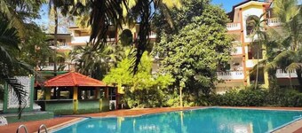 Aura by Boho | Lux Forest View w Pool & Kitchen