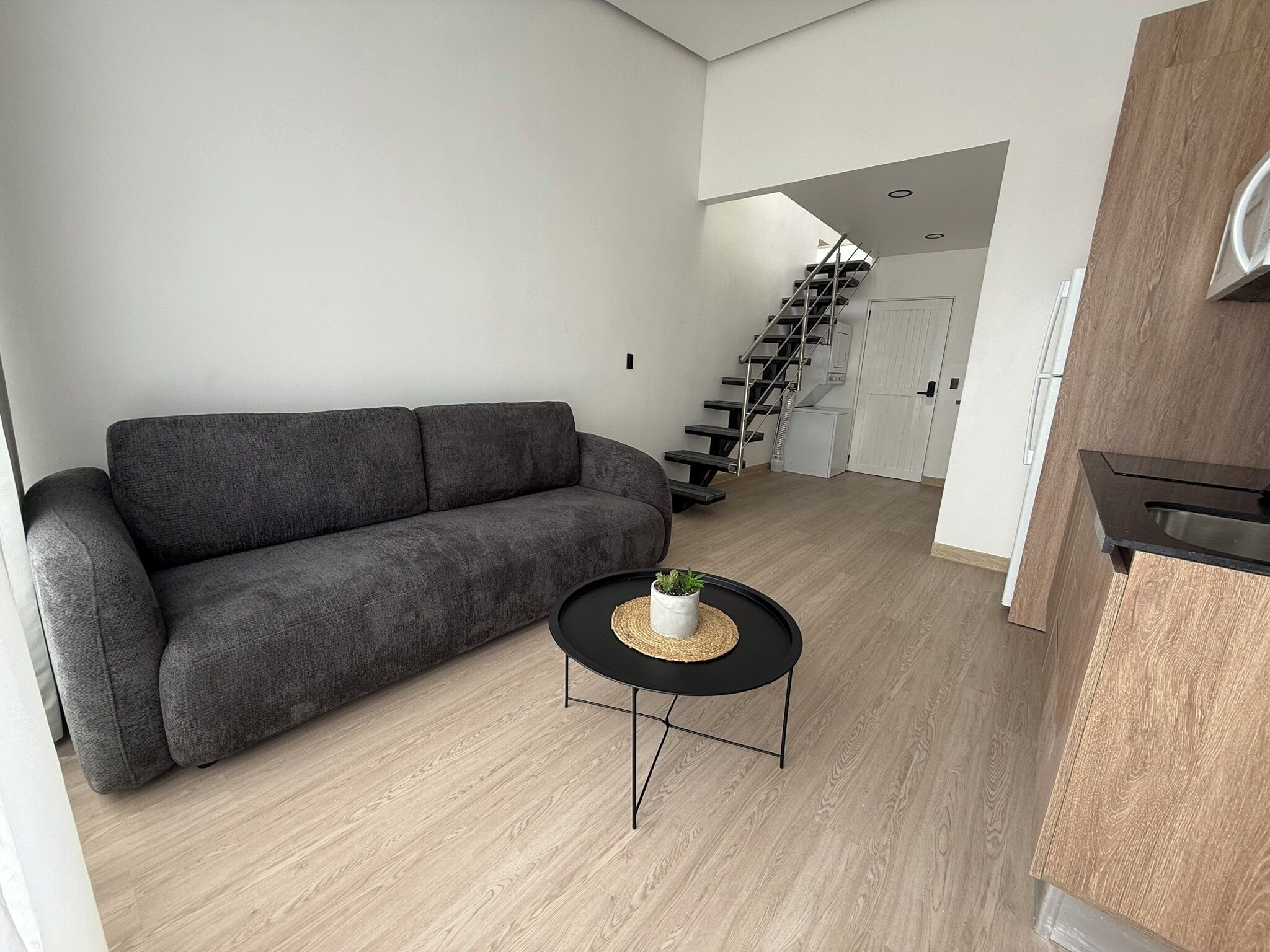 Comfort Studio, City View | Laptop workspace, free WiFi, bed sheets