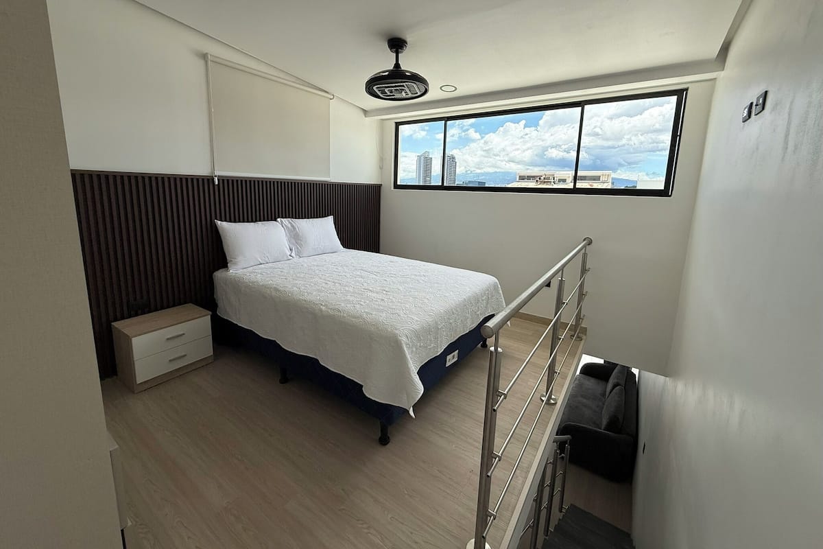 Comfort Studio, City View | Laptop workspace, free WiFi, bed sheets