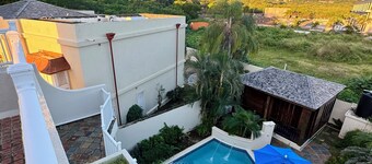 Breathtaking villa with private pool and hot tub, 2 minute walk from the beach.