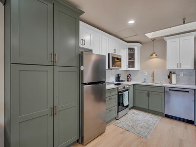 Amazing Studio Directly on Historic Route 66 in brilliant Williams with A/C