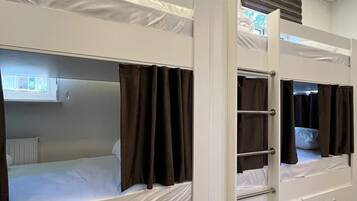 Dormitorio compartido básico | Wifi gratis