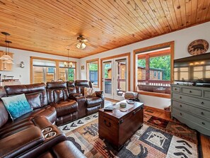 TV connectée, cheminée