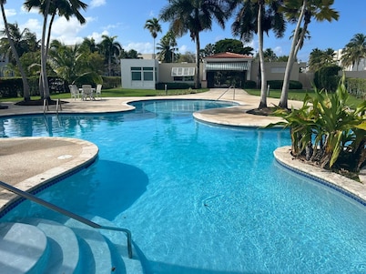 Relax & Tropical Golf Villa @Beautiful Dorado Beach