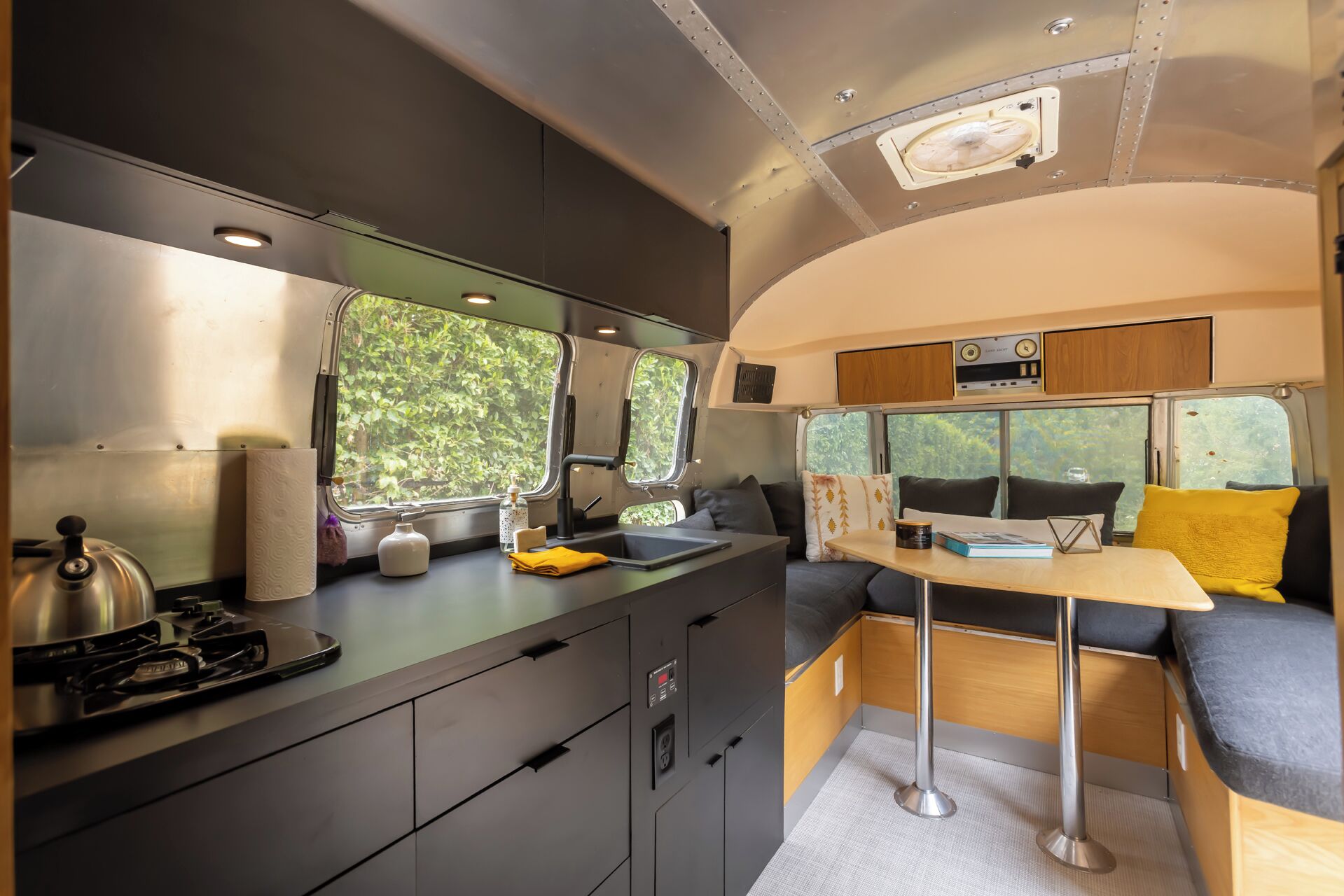 Family House, Garden View | Desk, laptop workspace, blackout curtains, iron/ironing board