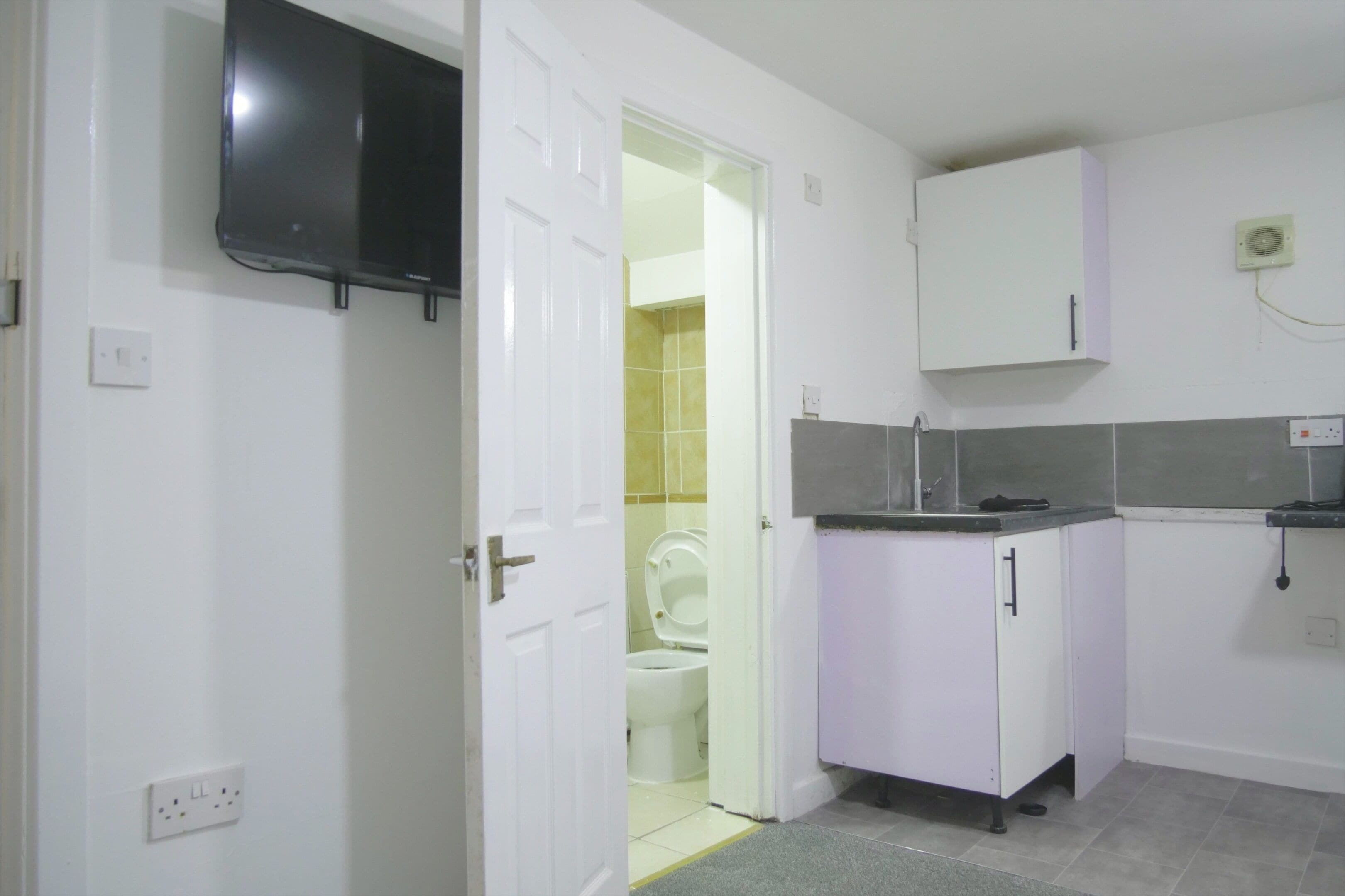 Estudio Confort, 1 cama doble, baño privado | Zona de estar