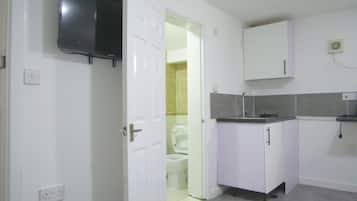 Studio Confort, 1 lit double, salle de bains privée | Coin séjour