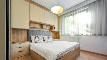 1 bedroom, iron/ironing board, WiFi, bed sheets