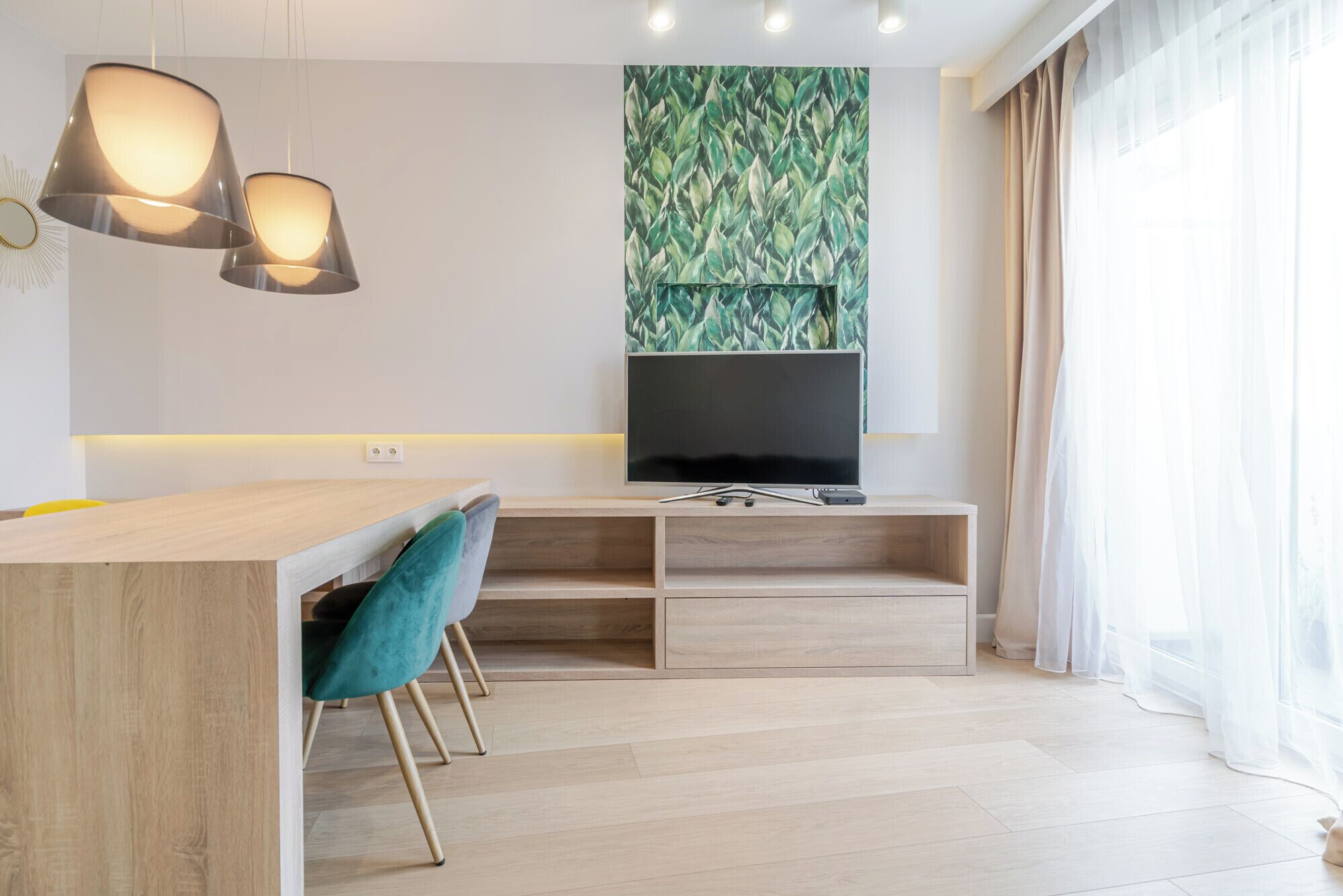 المنشأة من الداخل