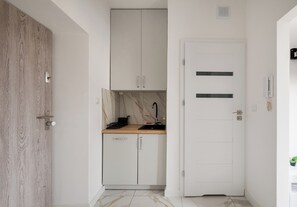 Geladeira, fogão, cooktop, lava-louças