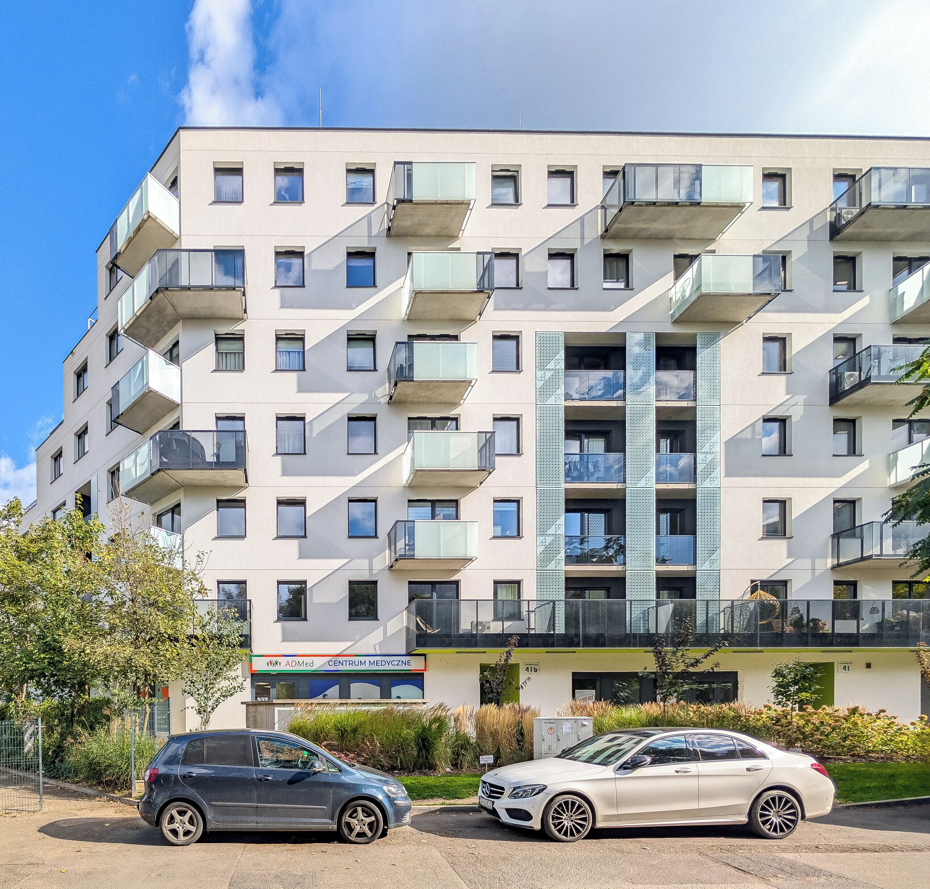 المنشأة من الخارج