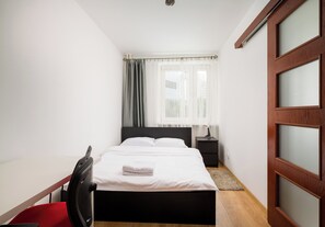 1 bedroom, iron/ironing board, WiFi, bed sheets - Rondo ONZ Downtown Apartment (Warszawa)