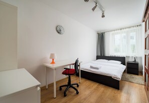 1 quarto, ferros/tábuas de passar roupa, Wi-Fi, roupa de cama