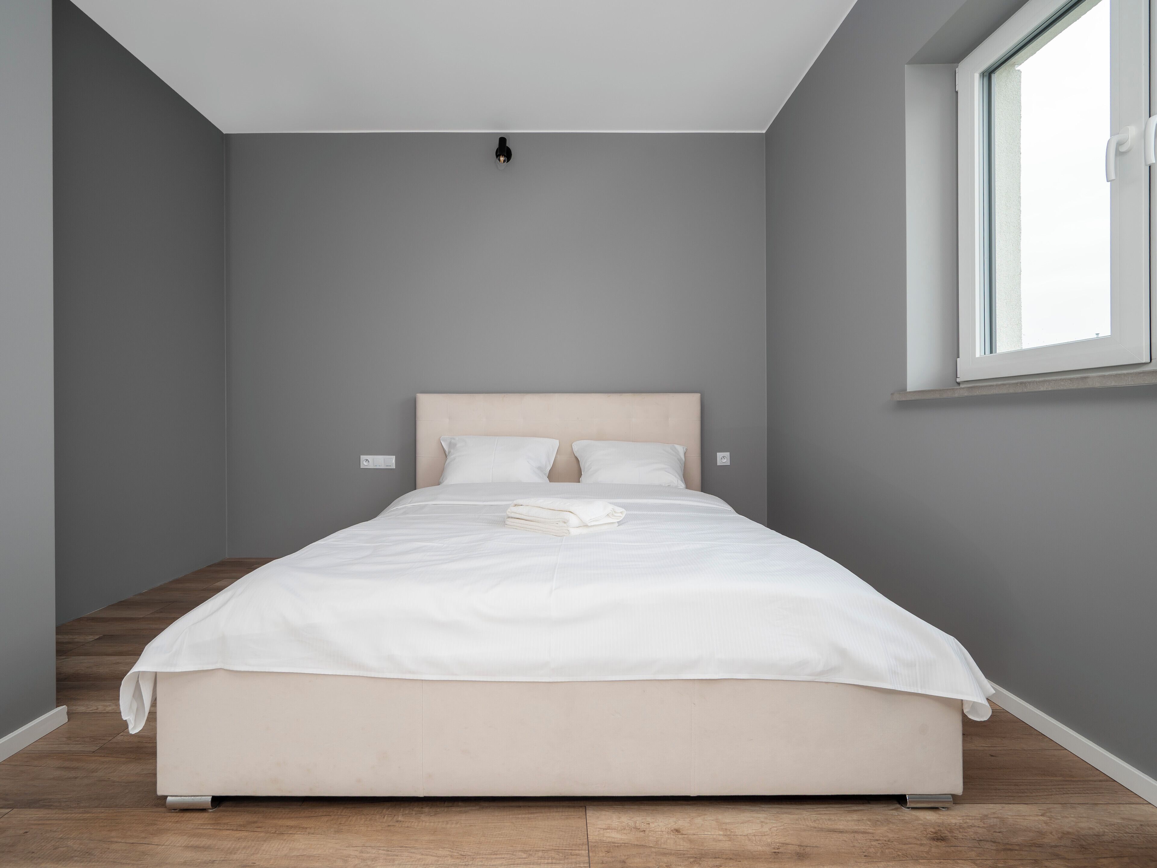 2 quartos, ferros/tábuas de passar roupa, Wi-Fi, roupa de cama