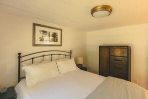 Strykejern/-brett, wi-fi og sengetøy