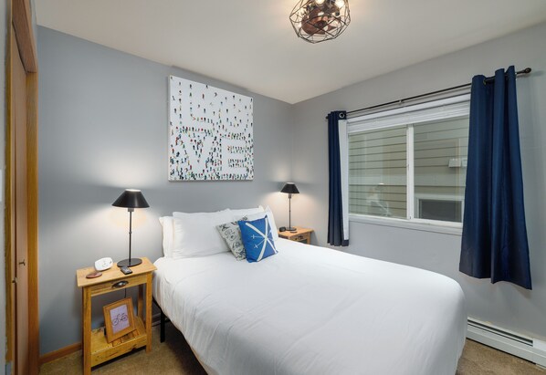 2 bedrooms, iron/ironing board, free WiFi, bed sheets