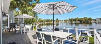 Lakefront~Cozy A Frame~Kayaks~Grill+Traeger