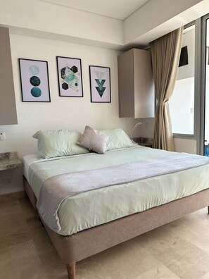 1 bedroom, in-room safe, free WiFi, bed sheets