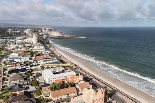 Beachfront at Glenelg North