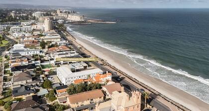 Beachfront at Glenelg North