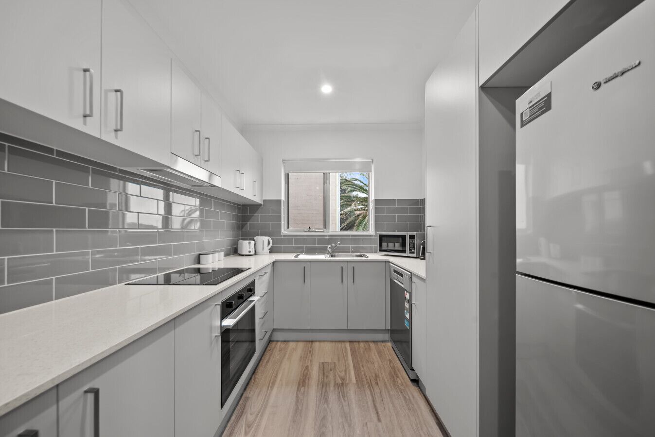 Fridge, microwave, oven, coffee/tea maker