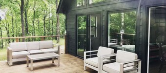 Loblolly Pines Cabin - A modern retreat on 6 acres