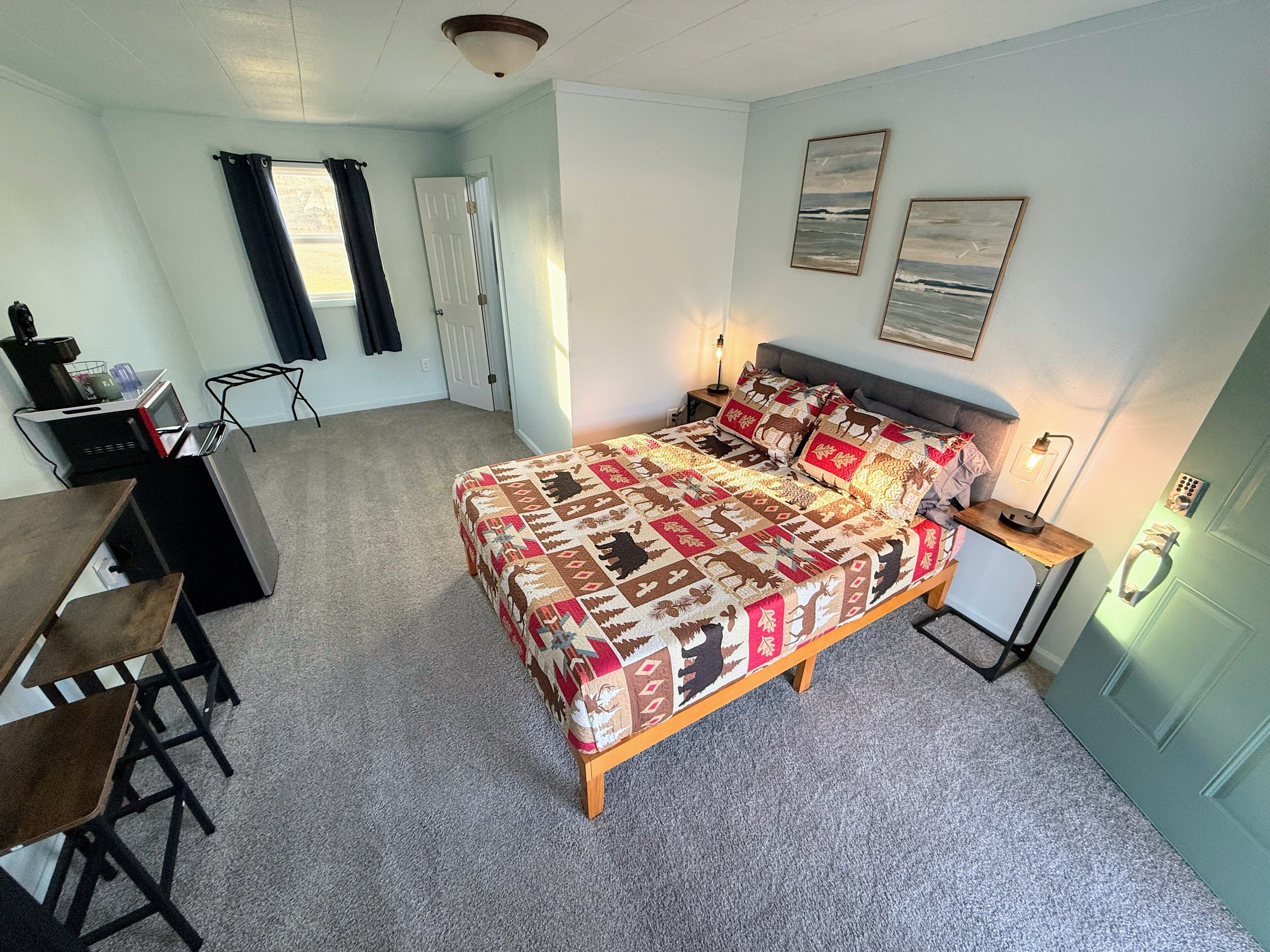 Classic Single Room | Free WiFi