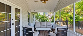 Beachy Duplex Retreat: Pine Key & Pelican’s Nest!