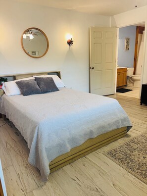 2 chambres, fer et planche Ă repasser, Wi-Fi, draps fournis